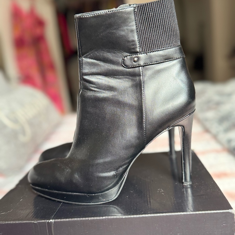 Nine West Black Heeled Ankle Boots